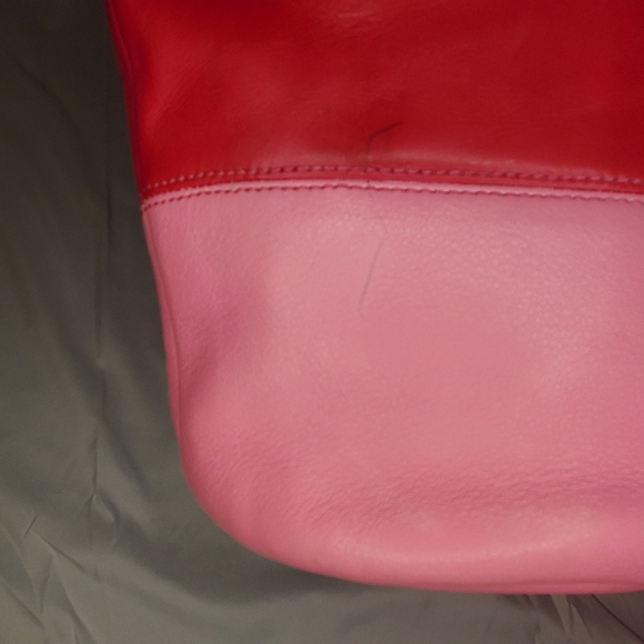 Rare Coach pink Bleeker rugby stripe bucket bag - Picture 4 of 9